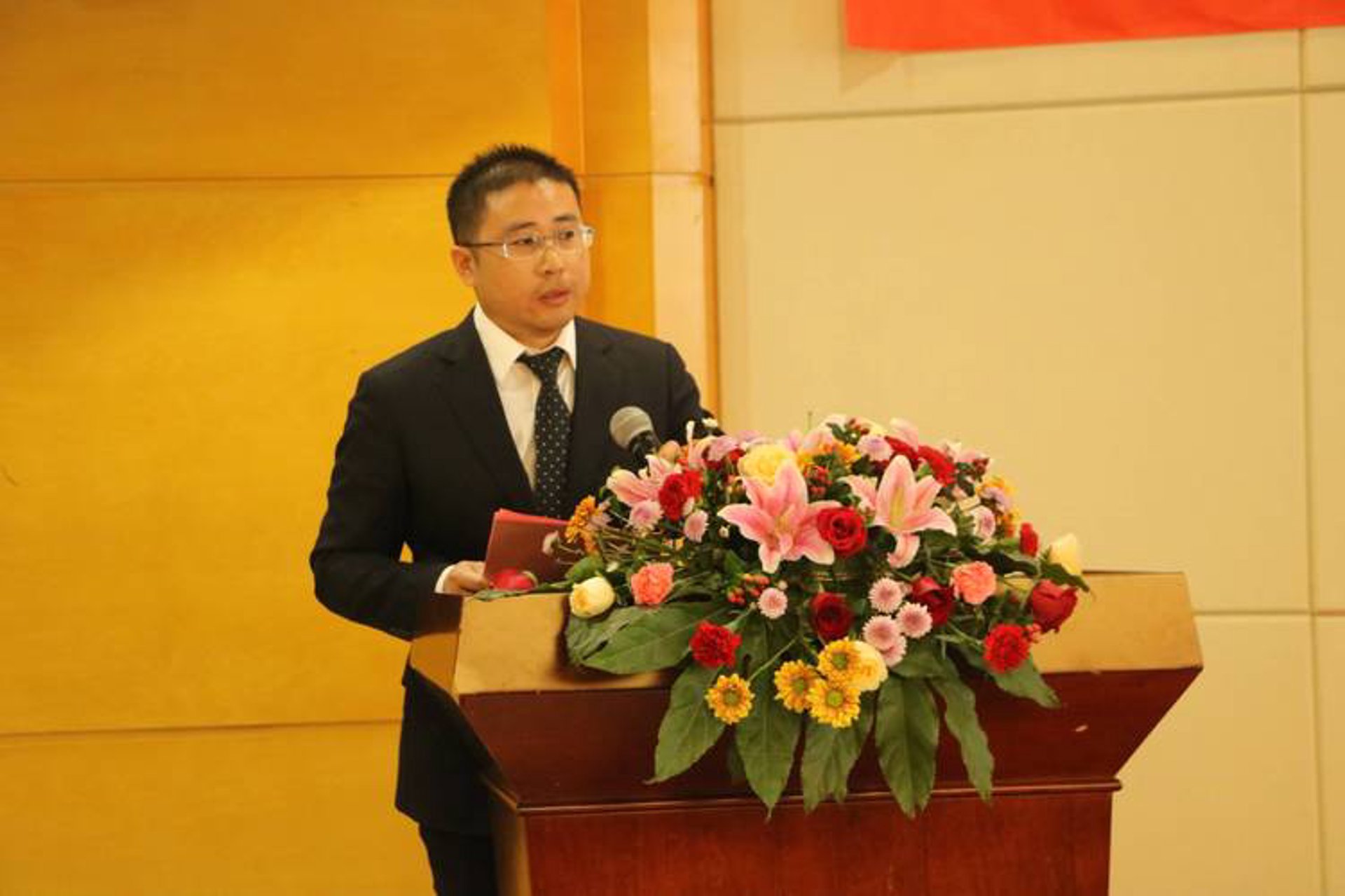 久亿思纬企服